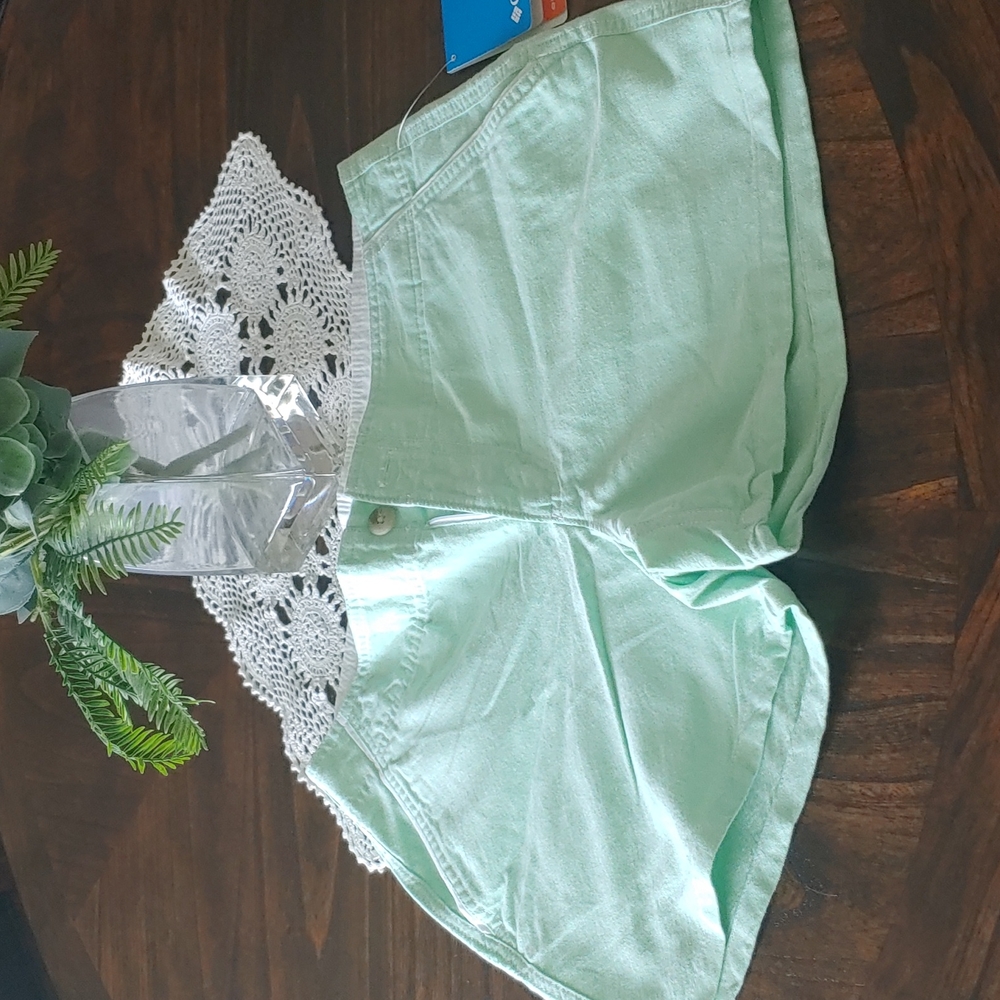 NWT Columbia PFG shorts